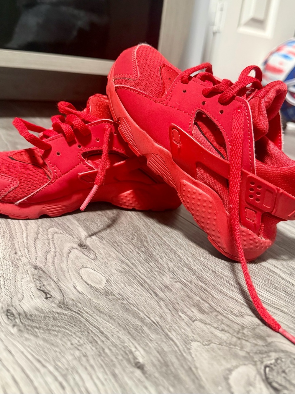Nike Kids Red Athletic Sneakers - Bold All-Red Design